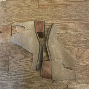 Chelsea & Violet Taupe Ankle Booties
